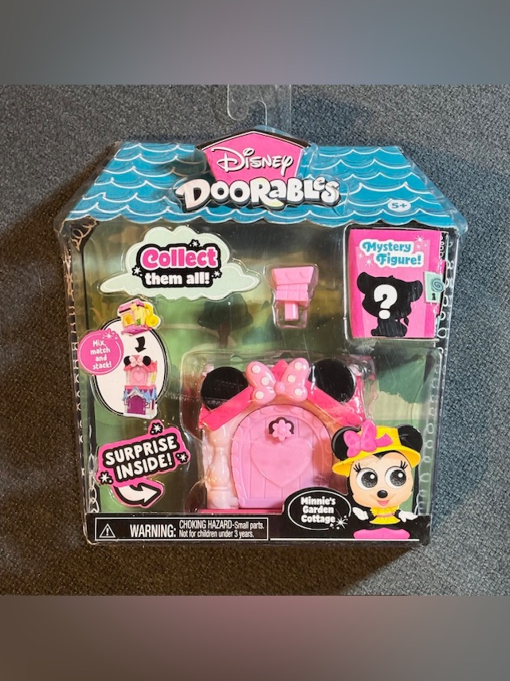 Disney Doorables Minnie Mouse Playset - SEALED